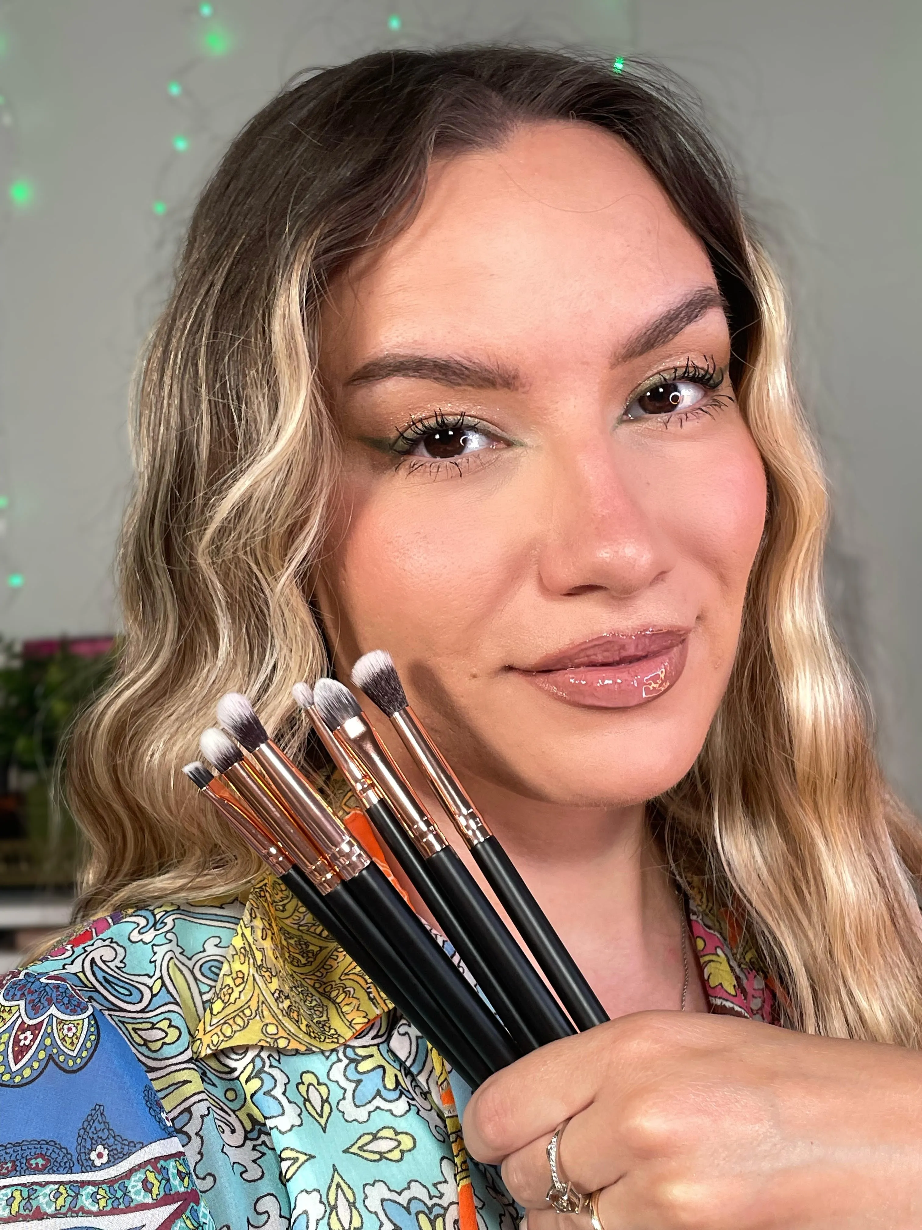 Ana’s Picks Hooded Eye Brush Set